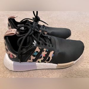 Women’s size 6 adidas cheetah shoes